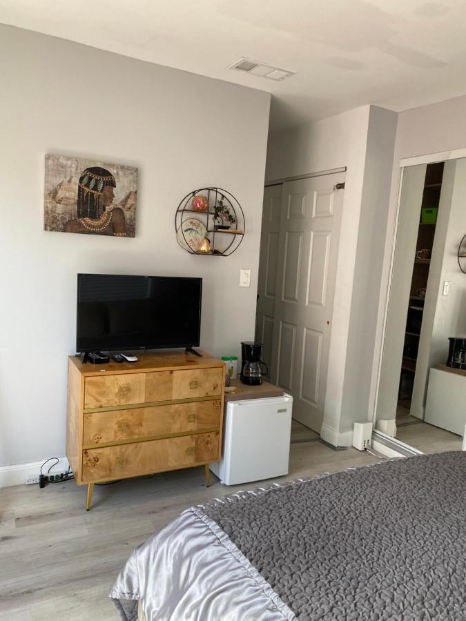 Cozy Studio Near Atlantic Ave W/Private Patio Appartement Delray Beach Buitenkant foto