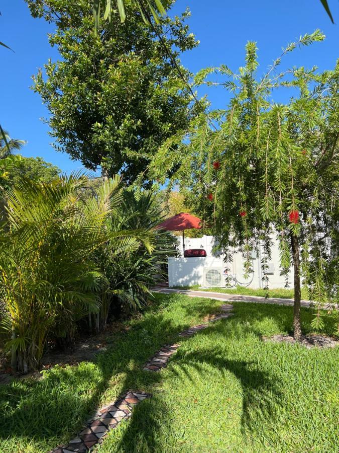 Cozy Studio Near Atlantic Ave W/Private Patio Appartement Delray Beach Buitenkant foto