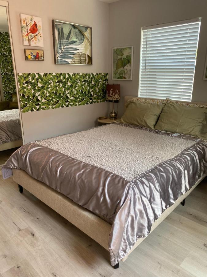 Cozy Studio Near Atlantic Ave W/Private Patio Appartement Delray Beach Buitenkant foto