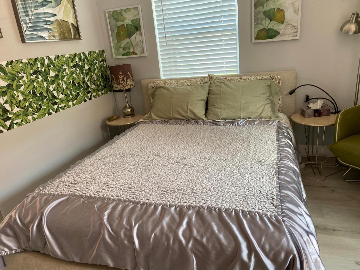 Cozy Studio Near Atlantic Ave W/Private Patio Appartement Delray Beach Buitenkant foto